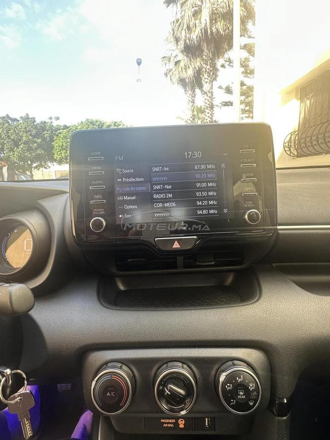 particulier met en vente sa voiture Toyota Yaris 