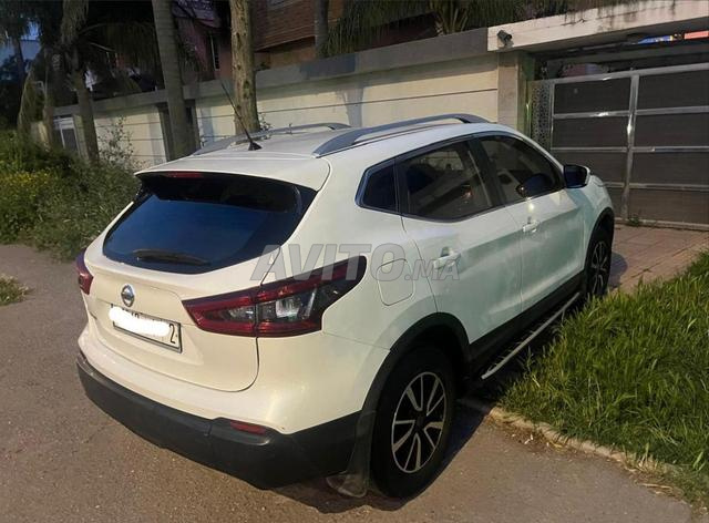 Nissan Qashqai - 2