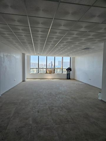 BUREAU à louer 80 m² en face de clinique AKDITAL