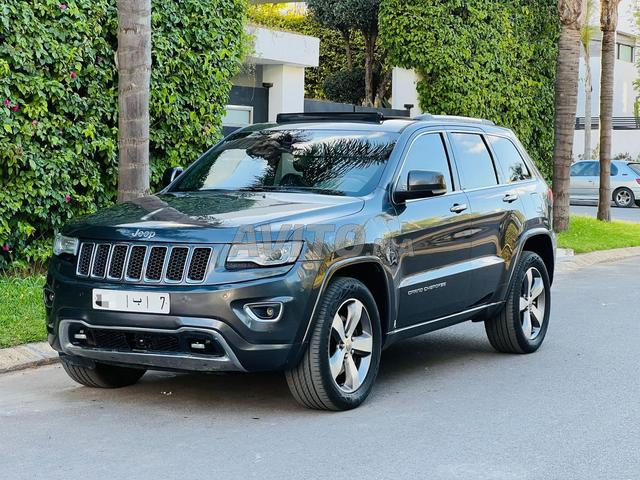 Jeep Grand Cherokee Overland - 2