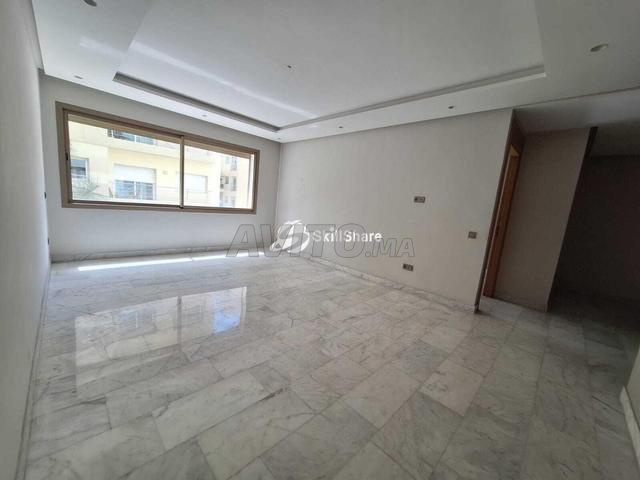 Appartement à louer 105 m² à Casablanca - 2