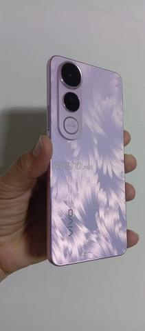 Vivo v50 lite 256gb 8 ram - 2