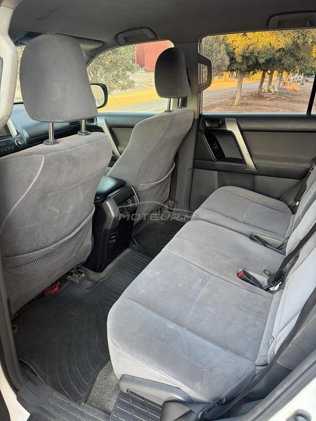 Toyota Land Cruiser Prado - 7 places