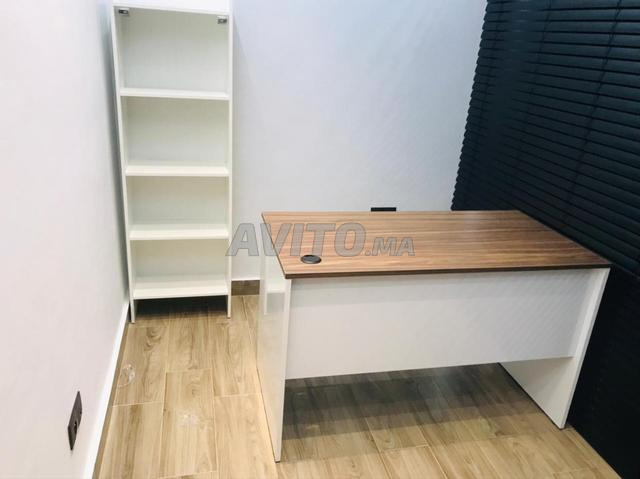 مكتب محلي مع صندوق M - 2