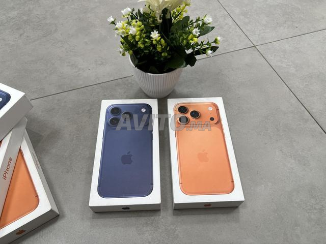 IPHONE 17 PRO 512GB BOÎTE FERMÉE / J'AI UN MAGASIN