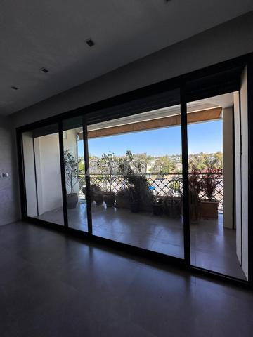 Appartement à louer 120 m² à Rabat - 2