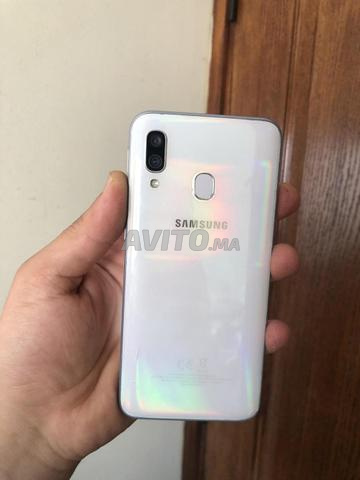 Samsung A40