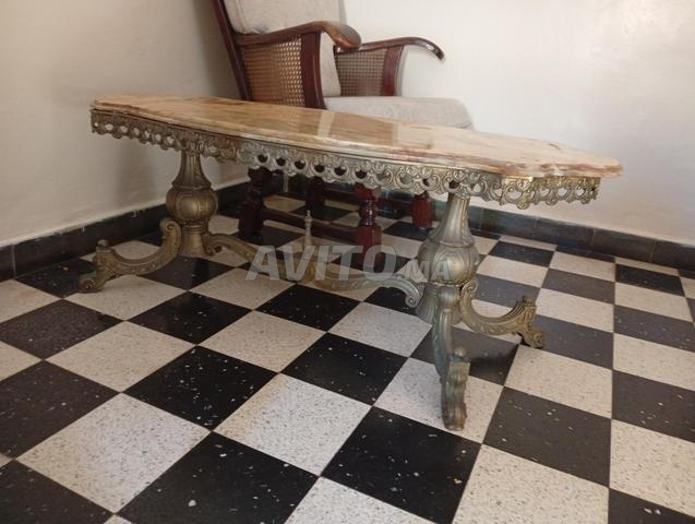 Table ancienne en cuivre véritable et marbre
