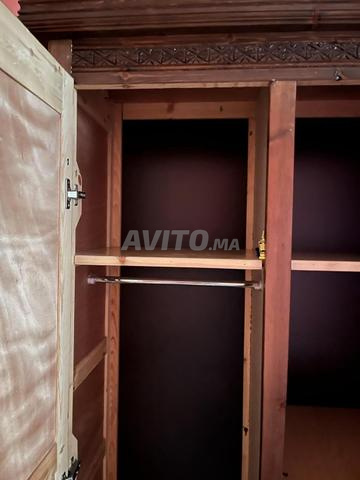 Armoire en bois très bon état - 2