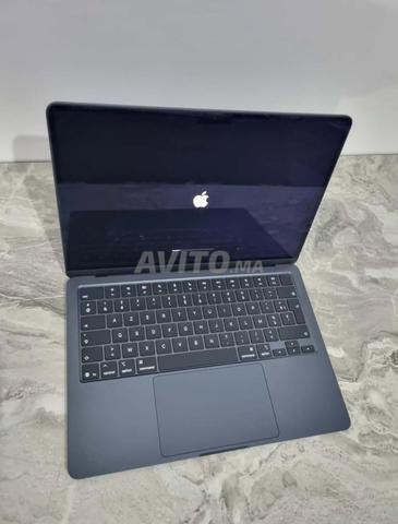 Macbook air M4 modèle 2025 A3240 bloqué