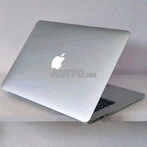 MacBook i5 Slime air Ram 8 disque 256 SSD