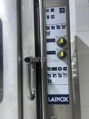 Four lainox de marque célèbre, de haute qualité, quasi neuf - 2