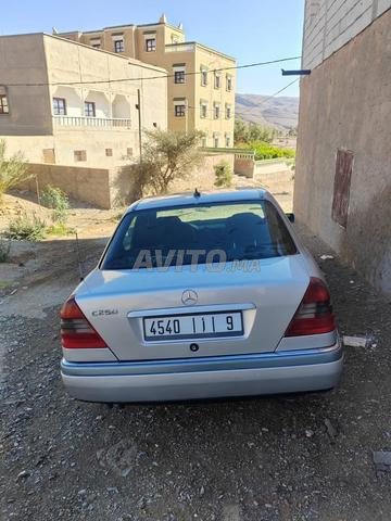 Mercedes 250 - 2