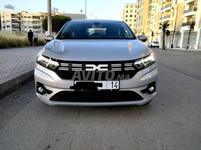 LOGAN DIESEL 2023 NEUVE 46000 KM TOUTE OPTION 