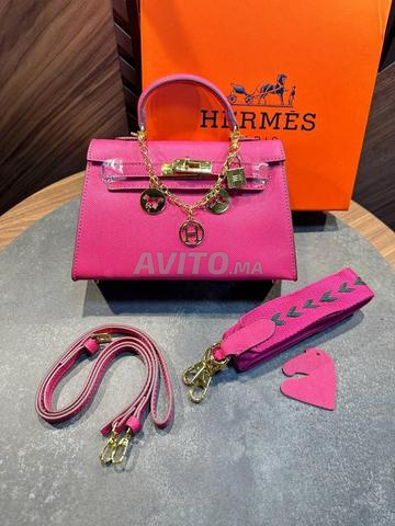 Sac femme haute gamme avec ses accessoires - 2