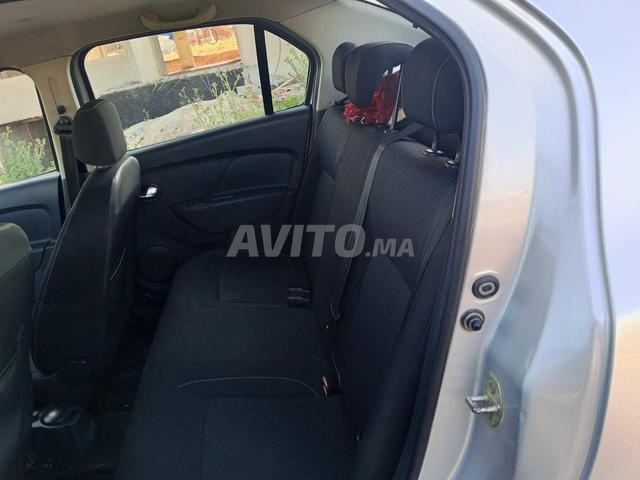 Voiture neuve, peinture d'origine - 2