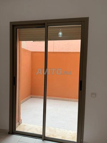 Studio vide à louer