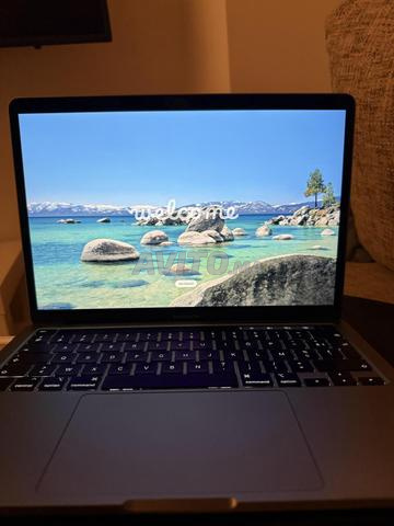 MacBook Pro 13 (2020) – Intel i5/16/512