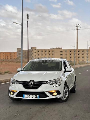 RENAULT MÉGANE 4 MANUELLE MODÈLE 2018 DOUANE 2026