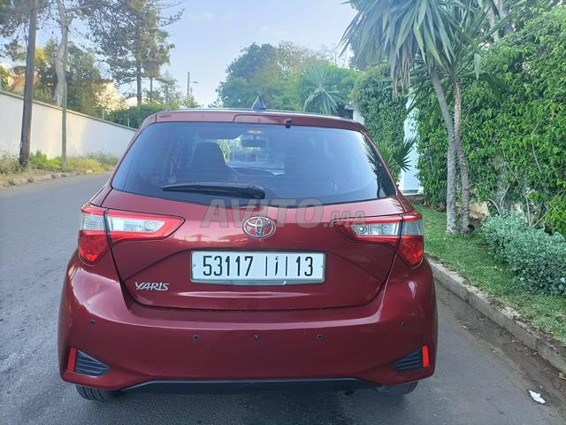 TOYOTA YARIS ESSENCE MANUELLE - 2