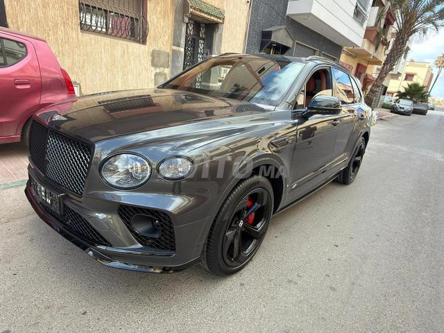 BENTLEY BENTAYGAS V8 2023