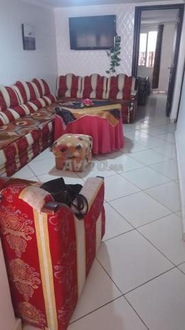 بجانب شاطئ الكورنيش