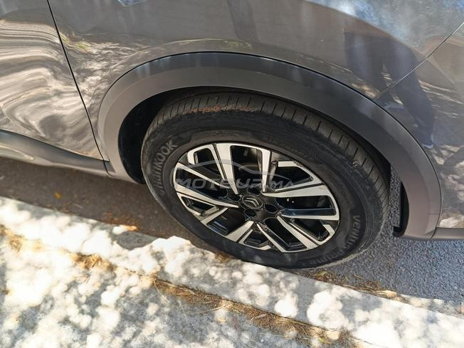 Une très belle voiture d'occasion 