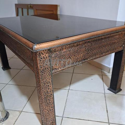 Table artisanale en cuivre teinté - 2