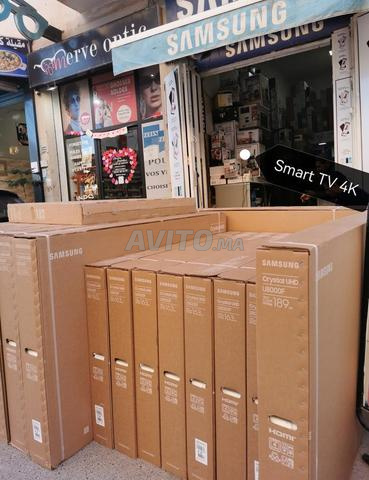 Samsung 75U8000F neuf Liv gratuite - 2