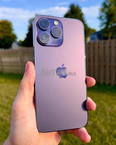 Importé FR Officiel iPhone 14Pro & Câble d'origine