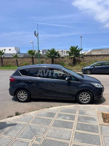 Voiture Ford C-Max Titanium 2014 à vendre
