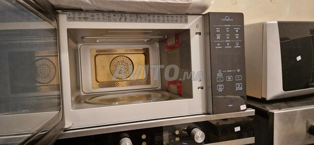 ميكروويف Whirlpool باللمس جديد - 2