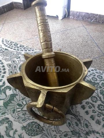 مهراز نحاسي قديم جدا وزنه 3.125 كيلو جرام - 2
