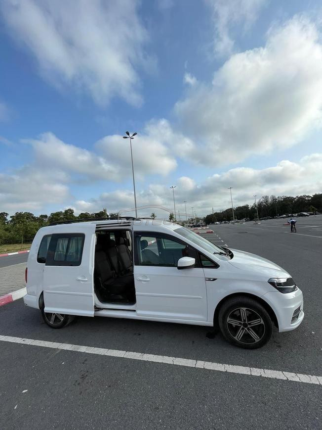 Volkswagen caddy maxi modèle 2017 