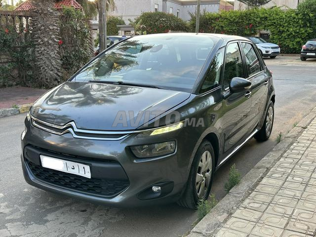 Citroën C4 Picasso 2014 à Rabat