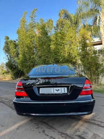 Mercedes Benz E320 Avant-garde - 2