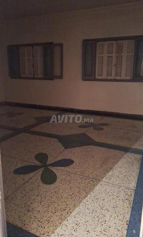 غرفة للإيجار للبنات - 2