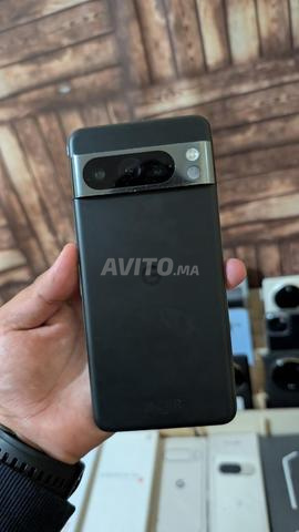 Google Pixel 8 Pro - 2