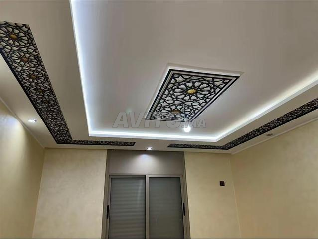 شقة في الطابق الثاني للبيع - 2