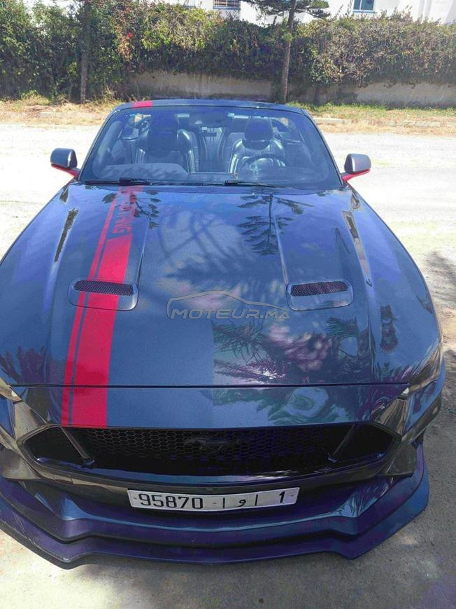 Vends Ford Mustang . 