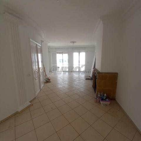 Appartement à louer 130 m² à Rabat
