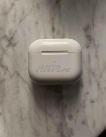 Airpods الجيل الثالث صنع أمريكي