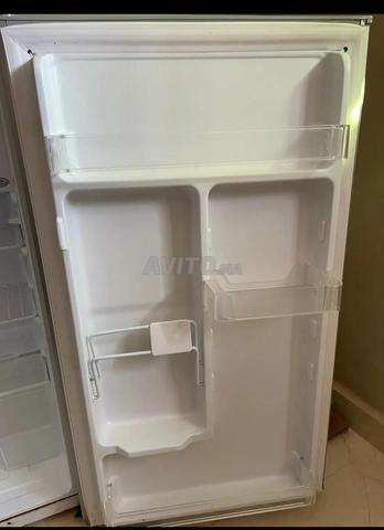 FITCO mini bar 100 L Réfrigérateur Gris - 2