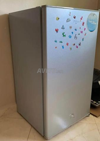 FITCO mini bar 100 L Réfrigérateur Gris
