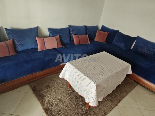 Salon beldi 2m x 3m avec table rectangulaire et tapis - 2