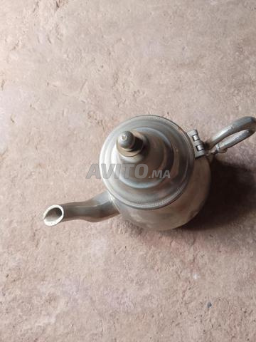 Ancien réfrigérateur datant du début du 20ème siècle 1940