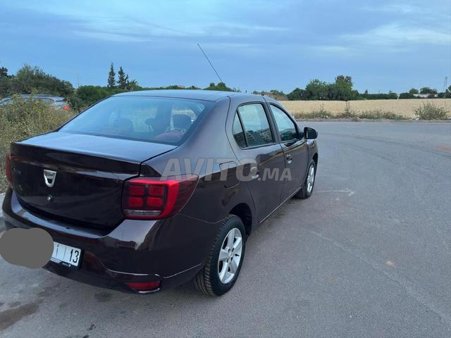 Dacia Logan Diesel Manuelle 2017 à Casablanca - 2