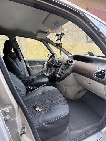 Citroën Xsara Picasso - 2