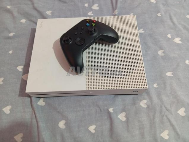 Xbox One S avec manette Series X - 2