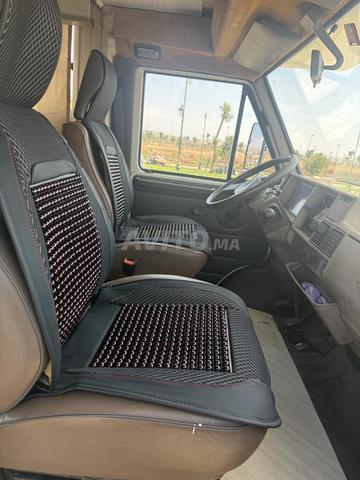 Vends camping car Peugeot J5 turbo diesel - 2